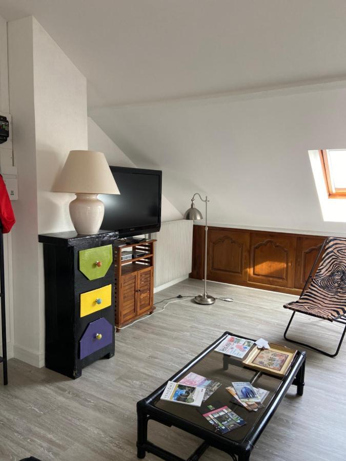Appartement entier en résidence centre ville Vendôme Exterior foto